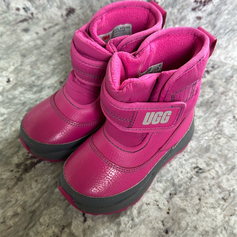Ugg Pink
